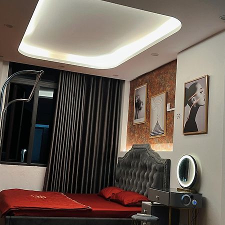 Venus Apartment Kham Thien Hanoi Kültér fotó